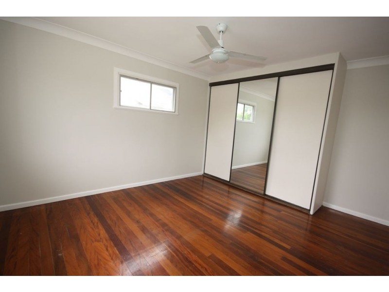 696 Robinson Road, Aspley QLD 4034