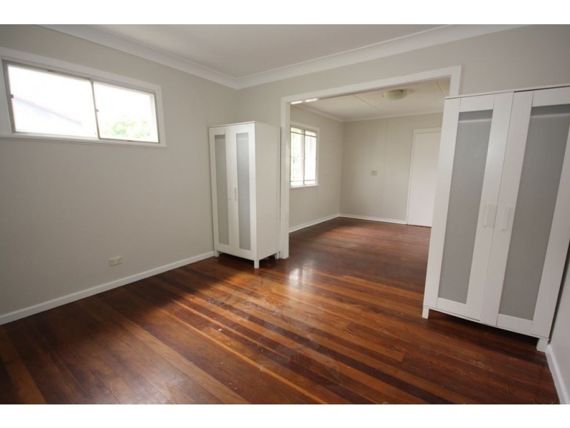 696 Robinson Road, Aspley QLD 4034