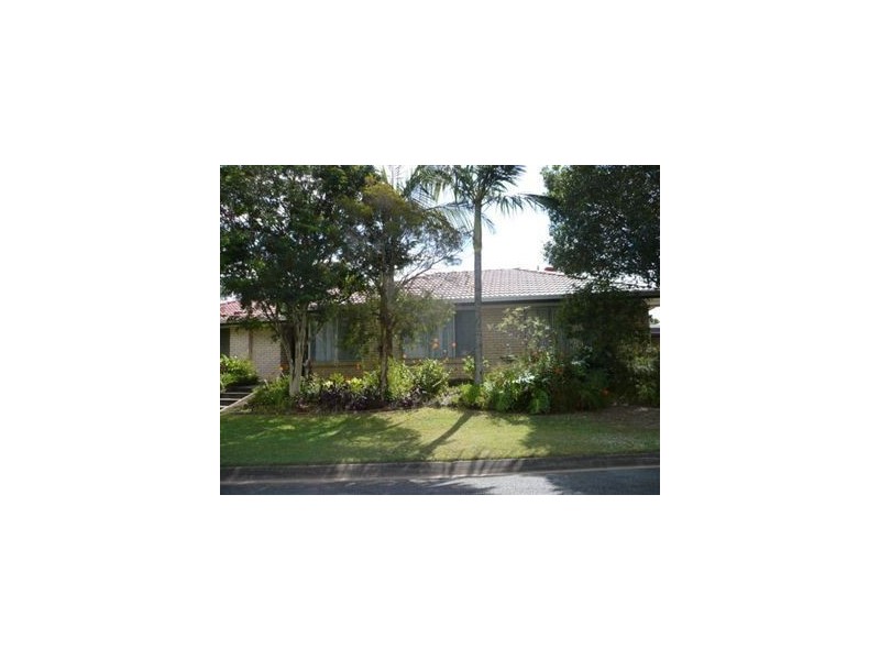 2 Wittacombe Street, Chermside West QLD 4032