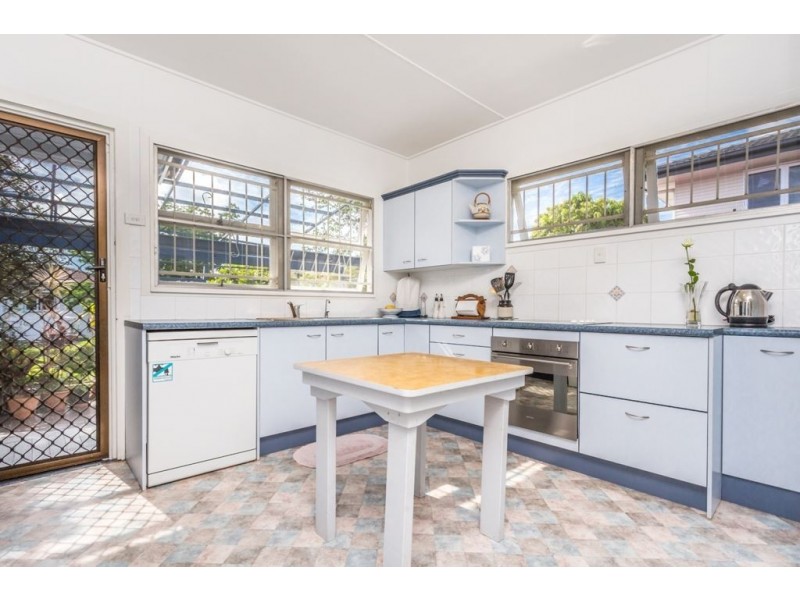 15 Girraman Street, Chermside West QLD 4032