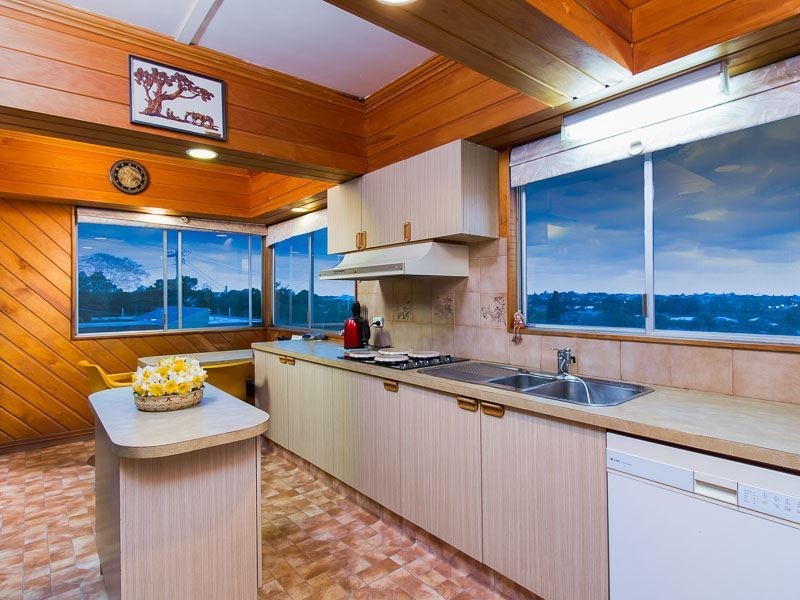 182 Kitchener Rd, Kedron QLD 4031