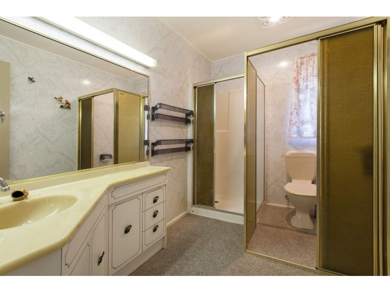 182 Kitchener Rd, Kedron QLD 4031