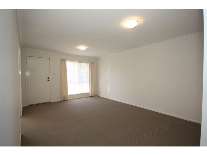 8 Primrose Cl, Wavell Heights QLD 4012