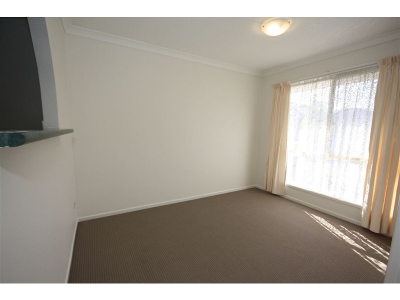 8 Primrose Cl, Wavell Heights QLD 4012