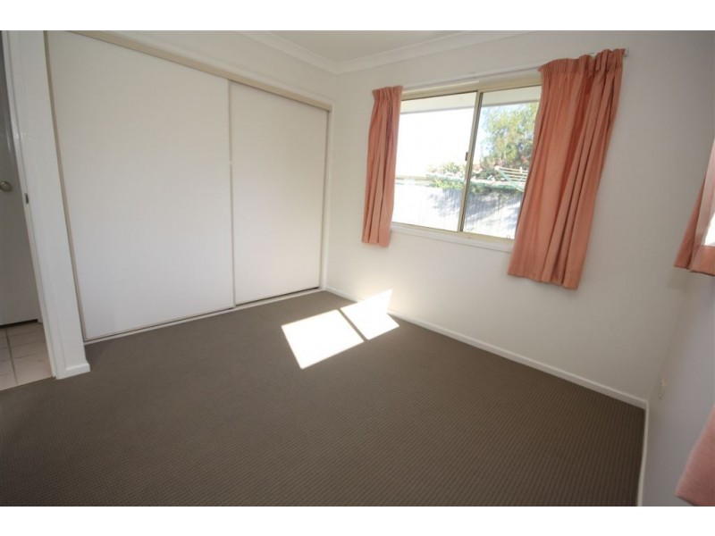 8 Primrose Cl, Wavell Heights QLD 4012