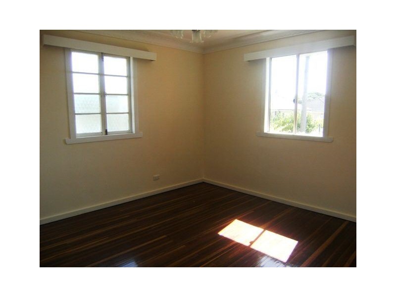 36 Charlotte Street, Chermside QLD 4032