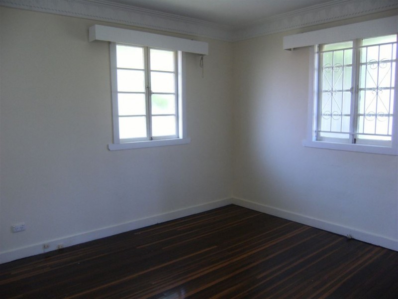 36 Charlotte Street, Chermside QLD 4032