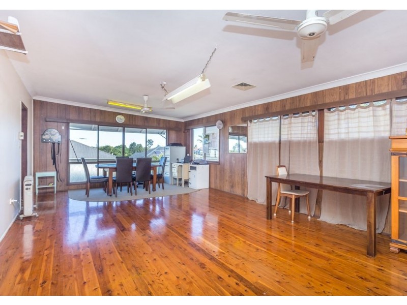 12 Aveling Street, Wavell Heights QLD 4012