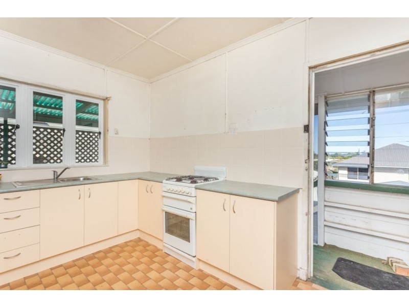 12 Aveling Street, Wavell Heights QLD 4012