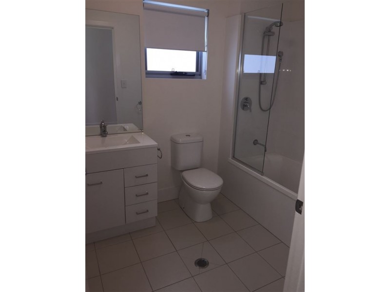 102/115 Webster Rd, Stafford QLD 4053