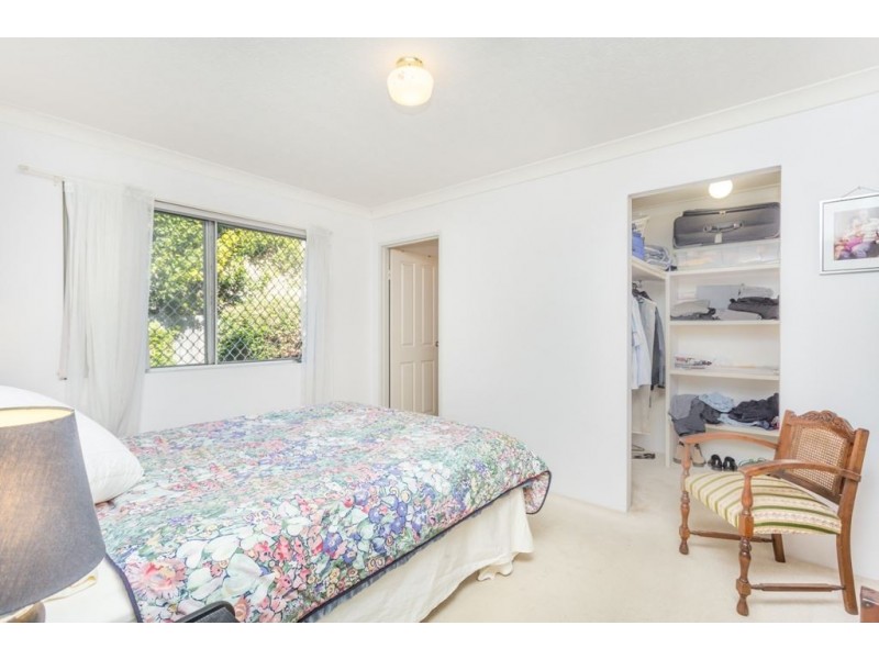 2/27 Mermaid Street, Chermside QLD 4032