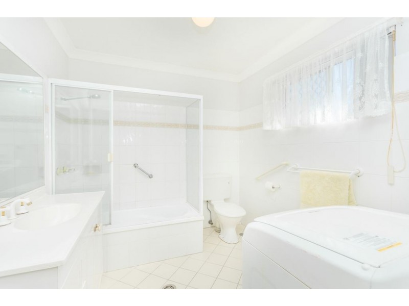 2/27 Mermaid Street, Chermside QLD 4032