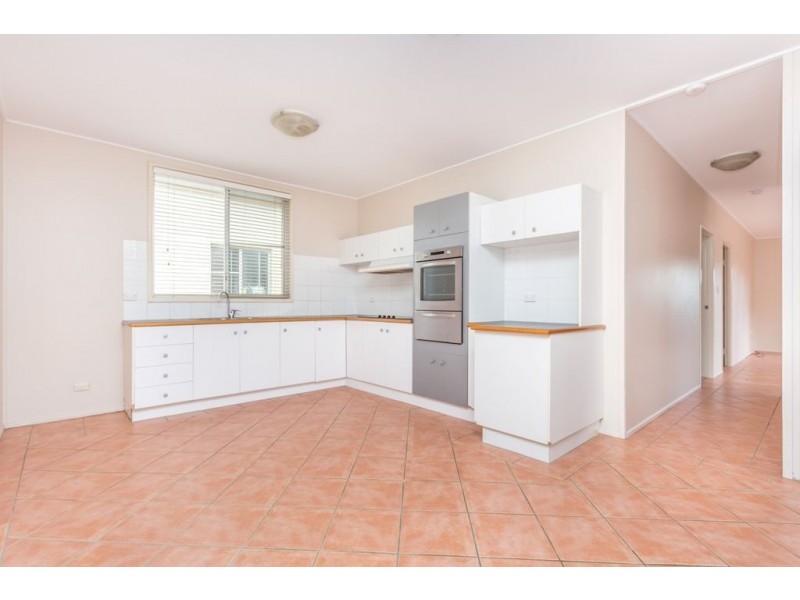 23 Hamilton Ave, Hendra QLD 4011