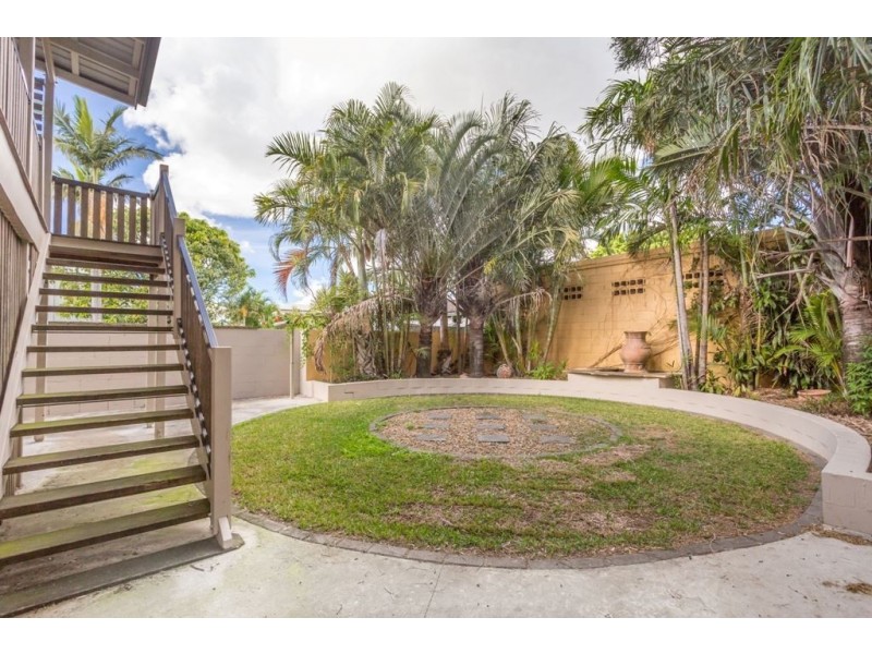 23 Hamilton Ave, Hendra QLD 4011