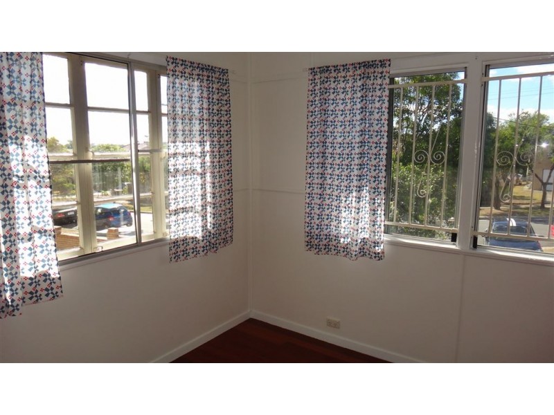 46 Hilltop Av, Chermside QLD 4032