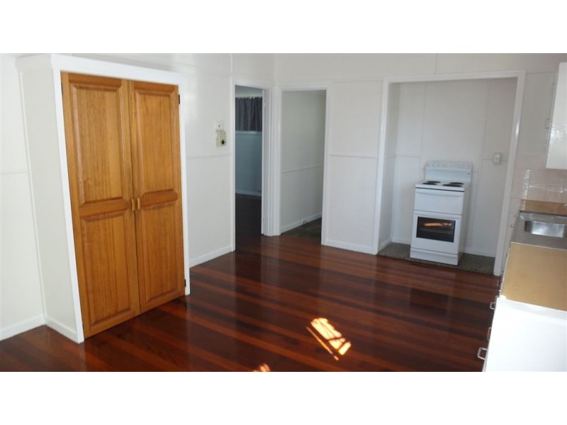 46 Hilltop Av, Chermside QLD 4032