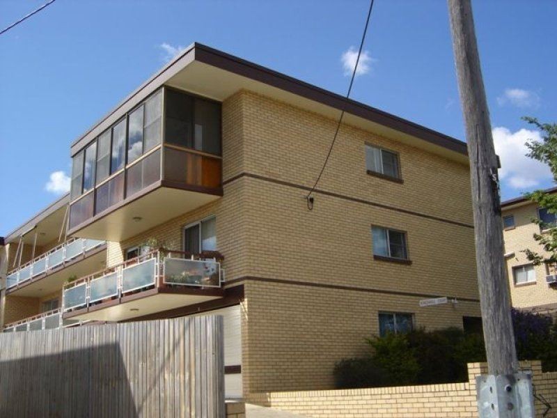4/34 Kingsmill Street, Chermside QLD 4032