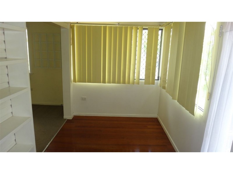 18 Varcoe Street, Wavell Heights QLD 4012