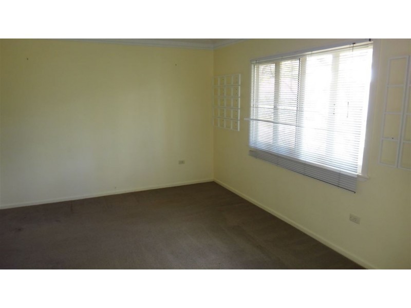 18 Varcoe Street, Wavell Heights QLD 4012