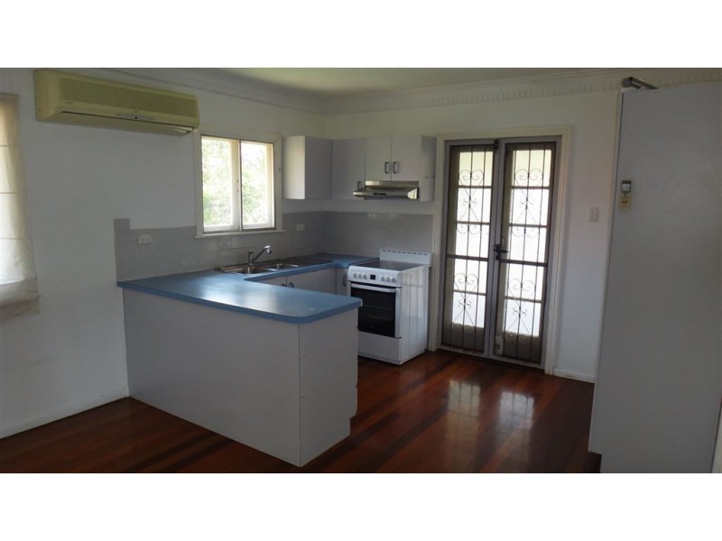 18 Varcoe Street, Wavell Heights QLD 4012