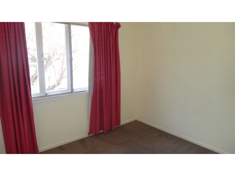 18 Varcoe Street, Wavell Heights QLD 4012