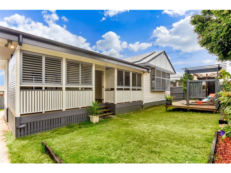 6 Knutsford Street, Chermside West QLD 4032