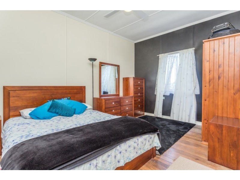 6 Knutsford Street, Chermside West QLD 4032