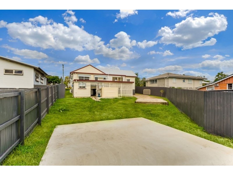 6 Knutsford Street, Chermside West QLD 4032