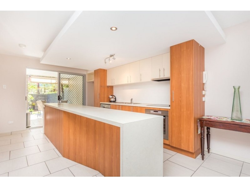 1/56 Hilltop, Chermside QLD 4032