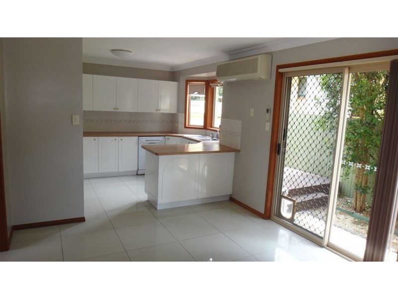 2/71 Wallace Street, Chermside QLD 4032