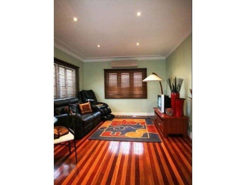 76 Spence Road, Wavell Heights QLD 4012