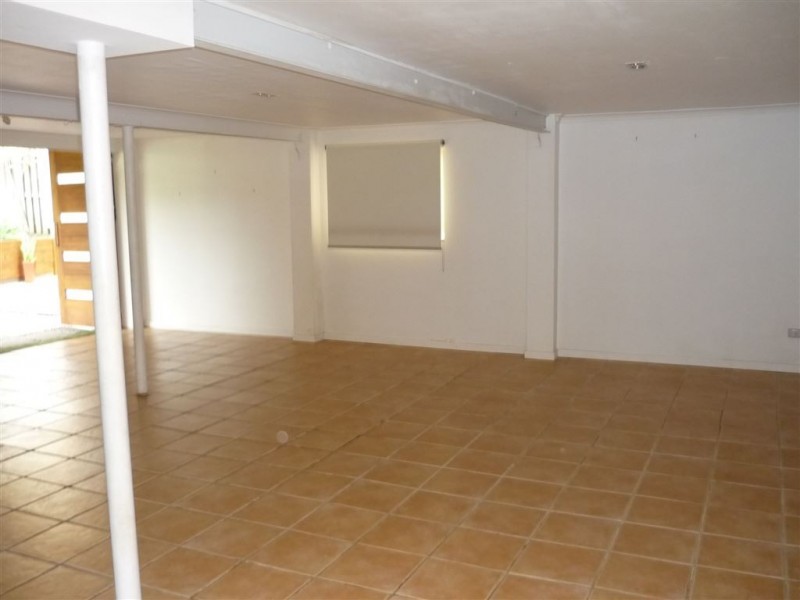 3 HEATHERLEA STREET, Brendale QLD 4500