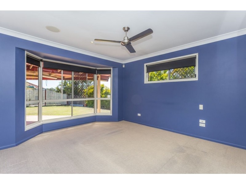 15 Lynford Place, Bridgeman Downs QLD 4035