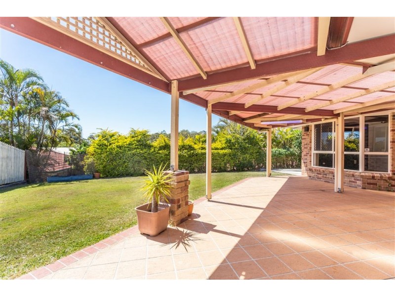 15 lynford Place, Bridgeman Downs QLD 4035