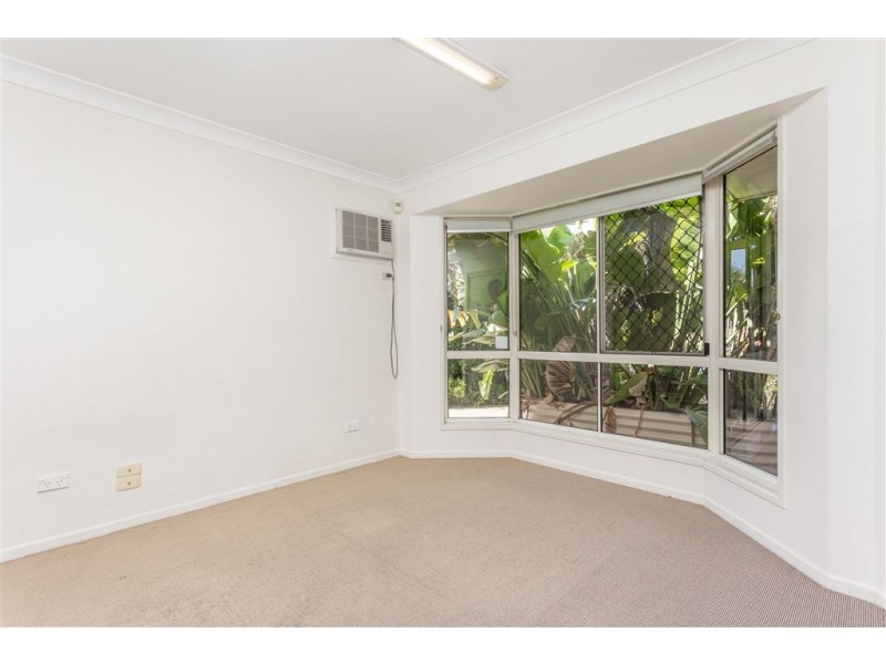 15 lynford Place, Bridgeman Downs QLD 4035