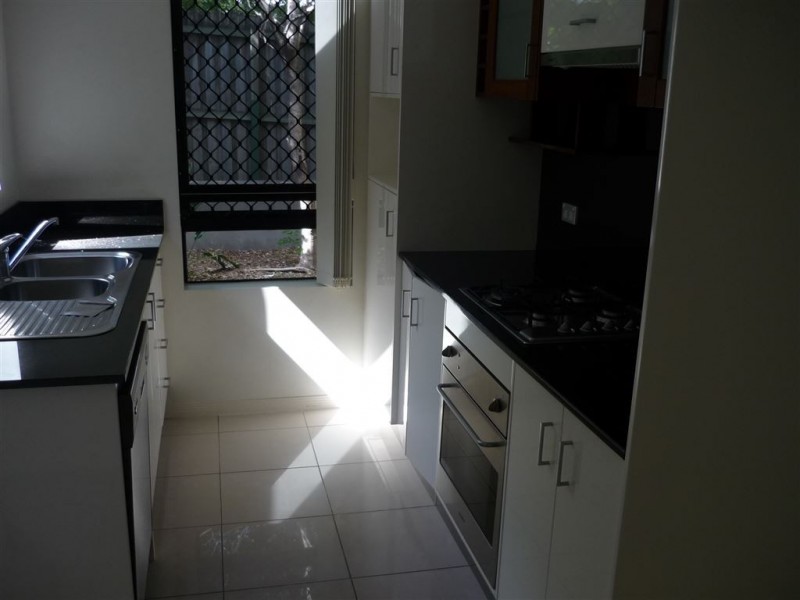 8/233 Gympie Road, Kedron QLD 4031