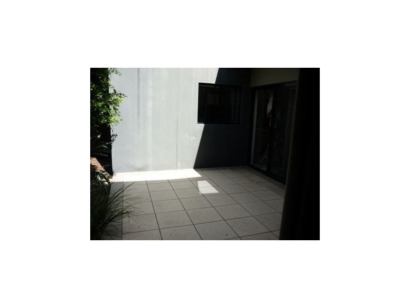 8/233 Gympie Road, Kedron QLD 4031