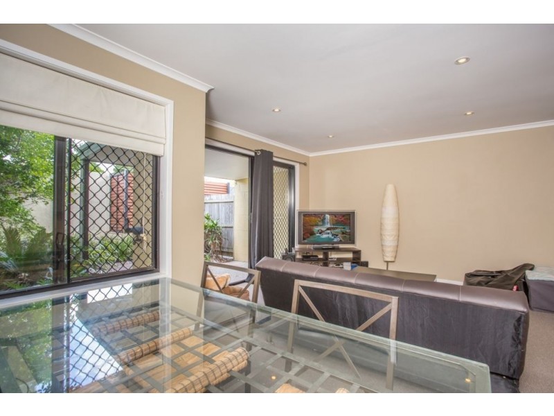 4/1 Bradley Avenue, Kedron QLD 4031