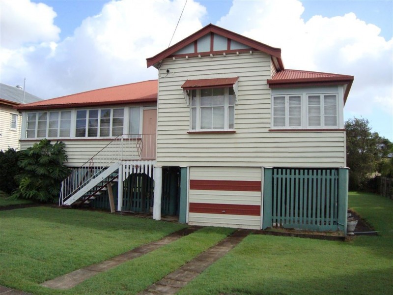 33 Latham Street, Chermside QLD 4032