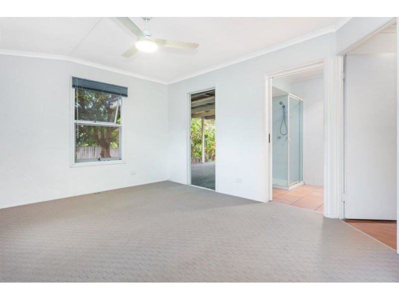 11 Trafford Street, Chermside West QLD 4032