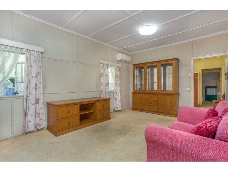 15 Maggs Street, Wavell Heights QLD 4012