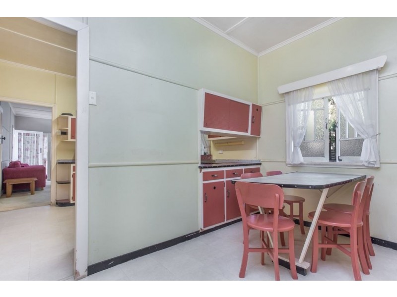 15 Maggs Street, Wavell Heights QLD 4012