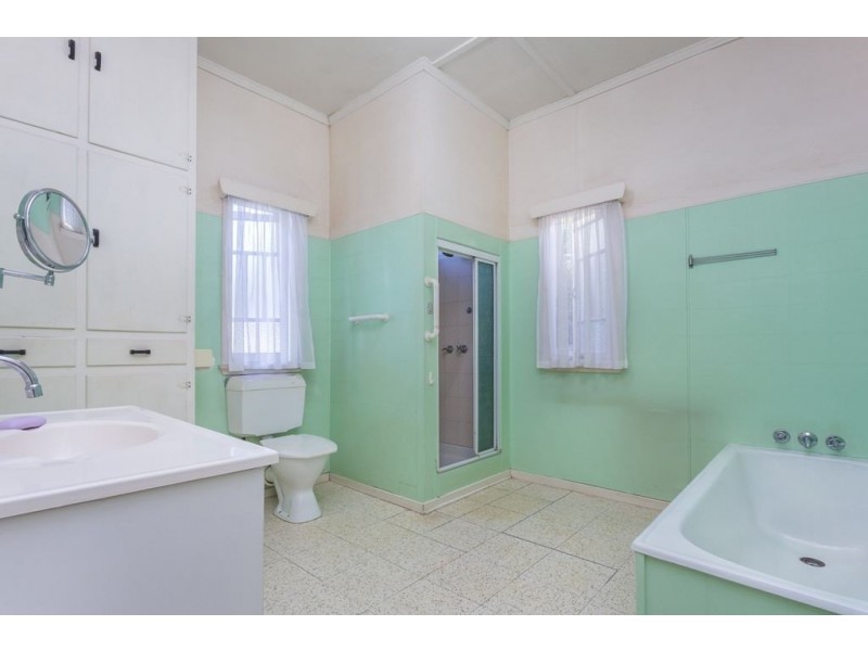 15 Maggs Street, Wavell Heights QLD 4012