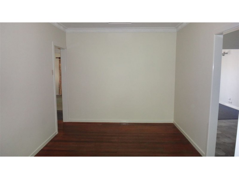 11 Curwen Tce, Chermside QLD 4032