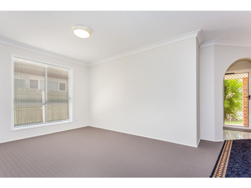 19 Kyeema Cr, Bald Hills QLD 4036