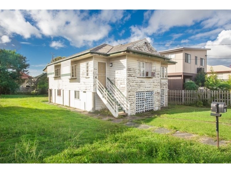 31 Sparkes Street, Chermside QLD 4032