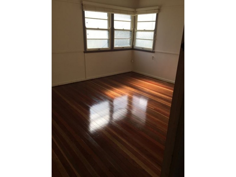 302 Hamilton Road, Chermside QLD 4032
