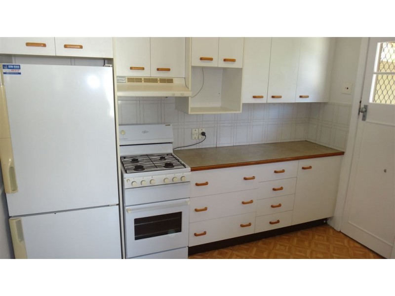 205 Pfingst Rd, Wavell Heights QLD 4012