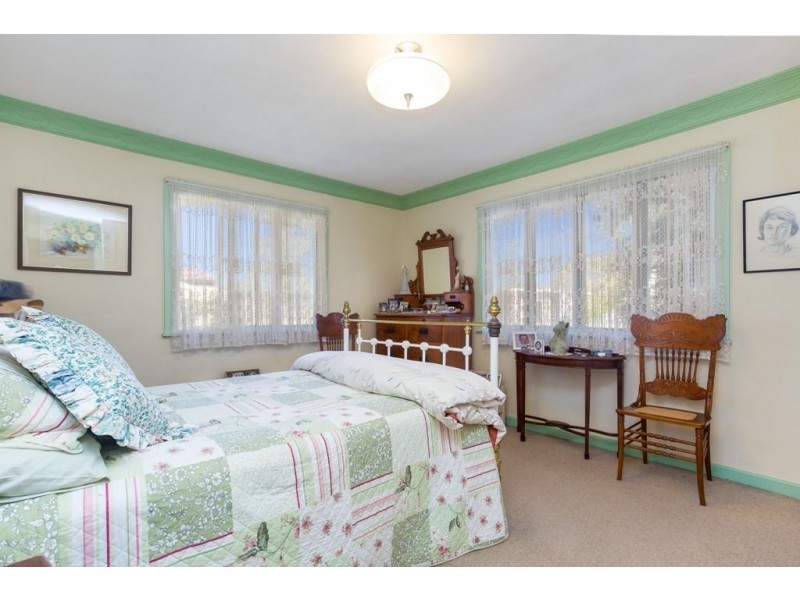 19 Reinhold Cr, Chermside QLD 4032