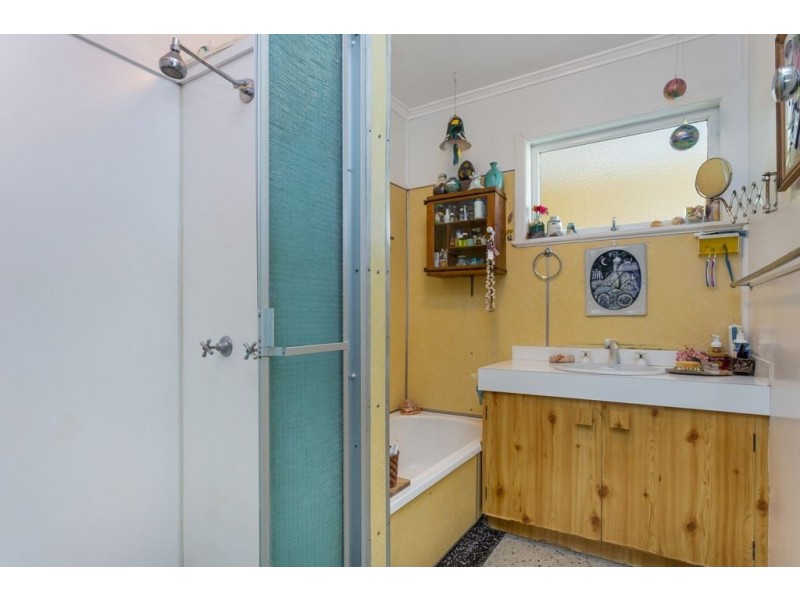 19 Reinhold Cr, Chermside QLD 4032